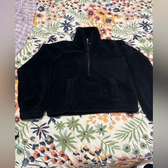 Super Cozy Abercrombie Teddy Zip Up Small - Picture 1 of 16